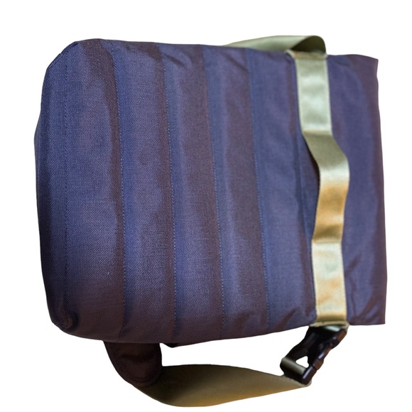 Messenger Crossbody Bag YUMC - Picture 9 of 15